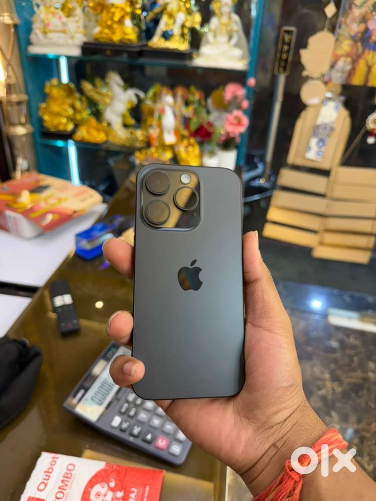 I phone 15 pro 128gb black