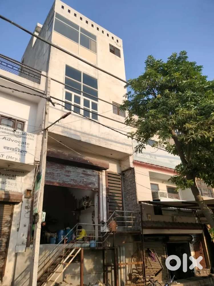 2 BHK independent floor for official use available for rent.