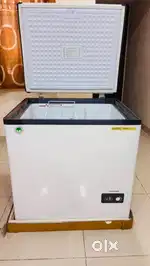 Voltas convertible deep freeze