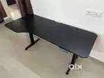 Computer table