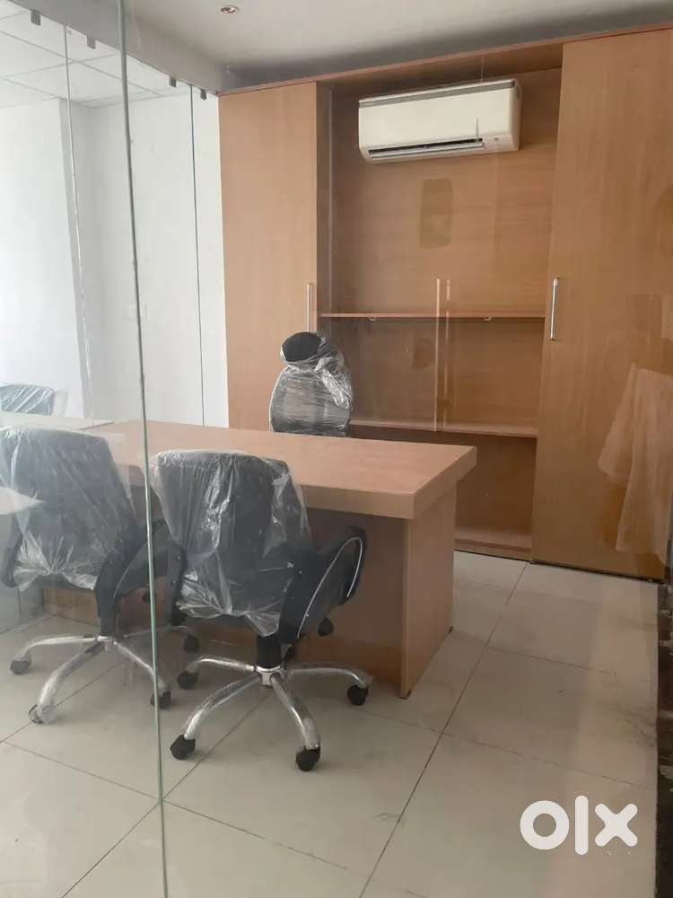 Prime Location Fully Furnished Office
