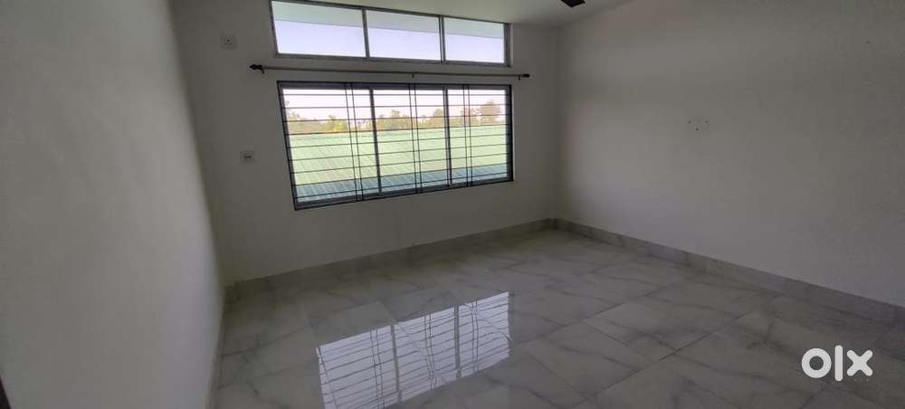 2bhk room for rent available