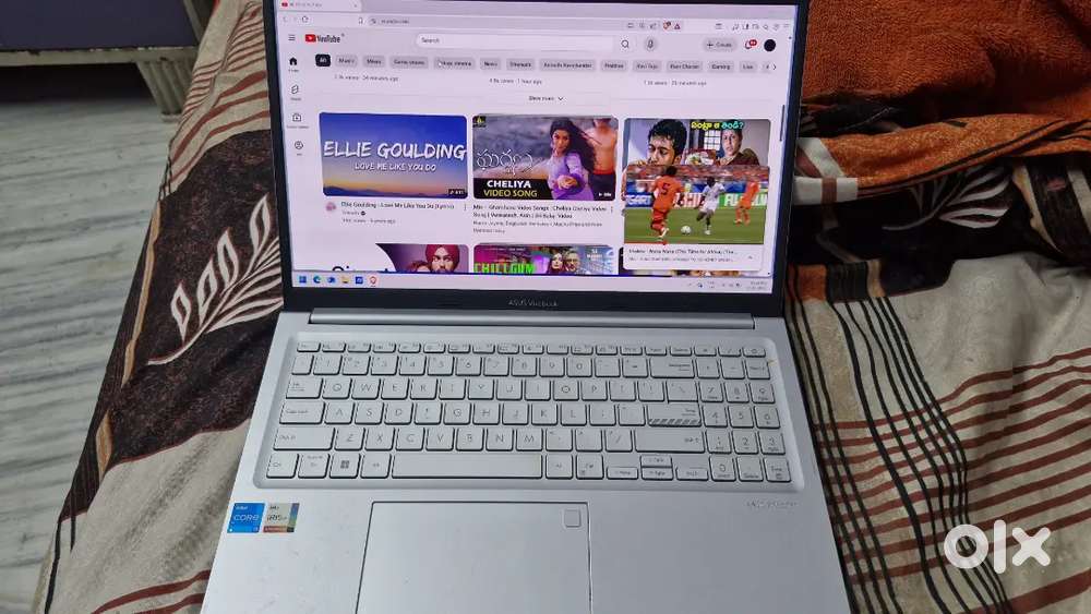 Asus vivo book oled display 4k