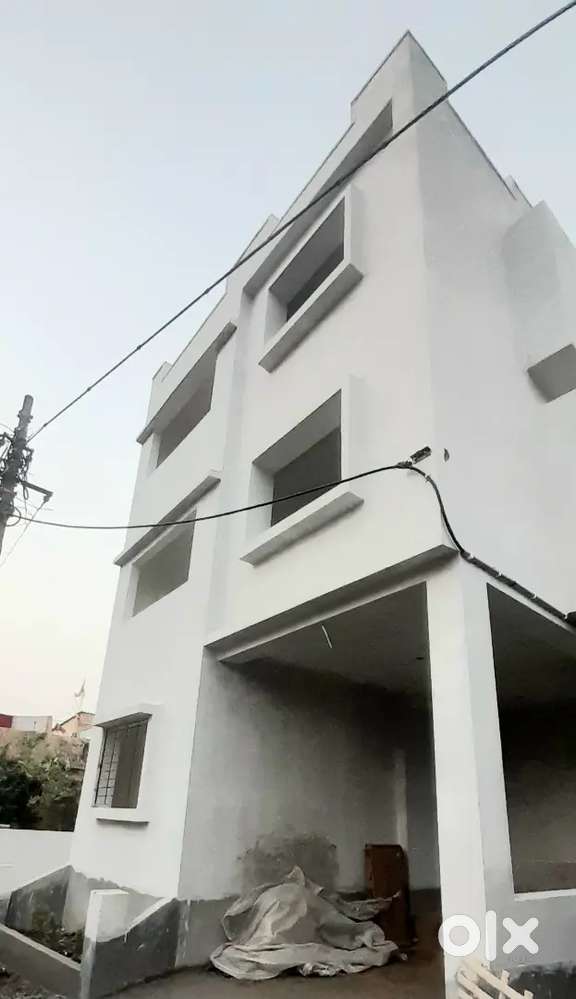 Thakurpukur cancer hospital near pragati pally narkel Baganauto stand