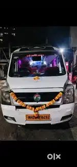 Tempo Traveller 21.Set PushBack