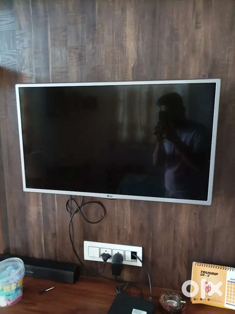 LG LED 32 for sale