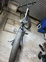 Fat tyre bicycle Good condition with 21 gears with disc brake