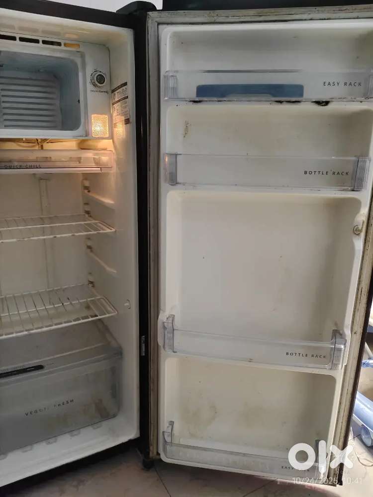 WHIRLPOOL FRIDGE 3 STAR