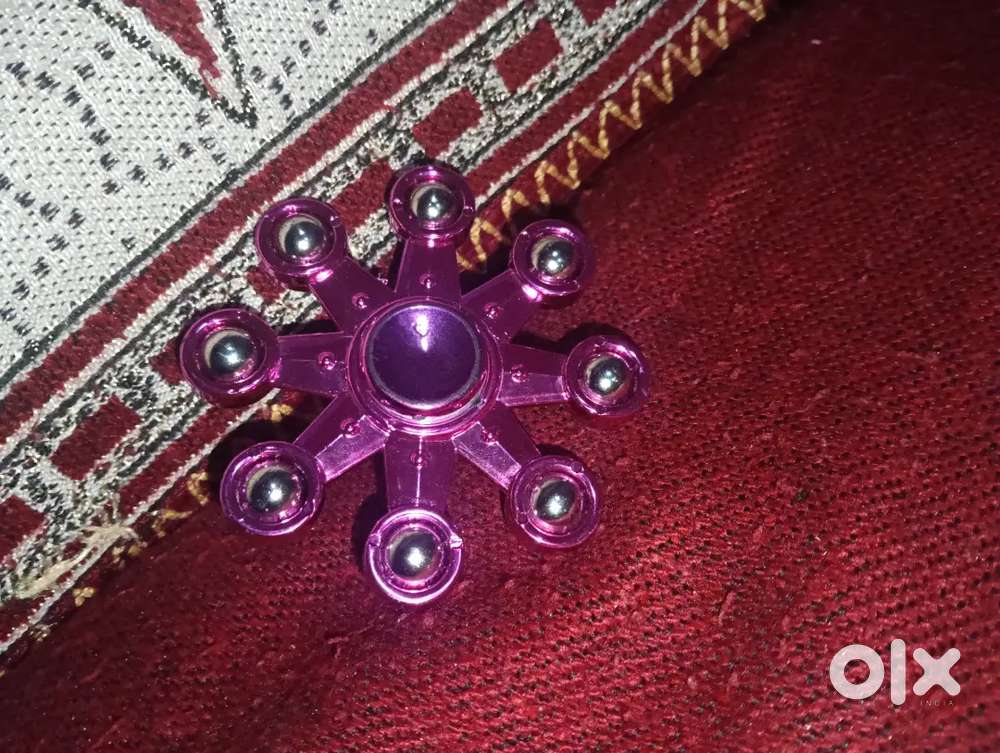 Pink Fidget Spinner With Silver Balls Beautiful spinnner