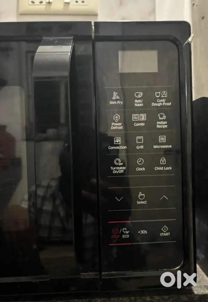 Samsung Oven is mint condition for sell