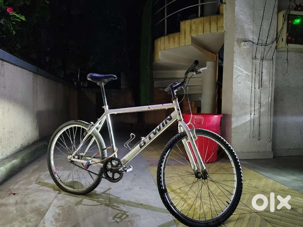 BTwin Rockrider – Smooth Ride, Solid Vibes, Student-Friendly Deal!