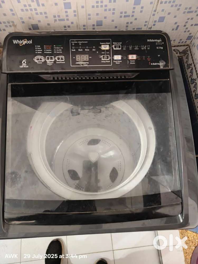 Fully Automatic washing machine - Excellent Condition - Great deal