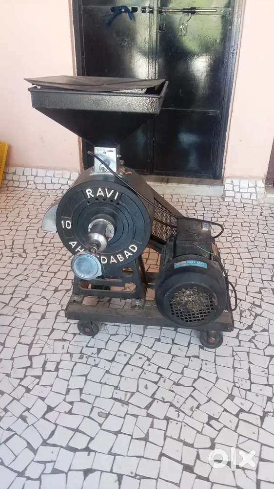 Ravi Ahemdabad Atta chakki