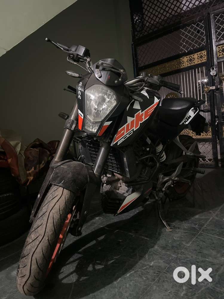 KTM DUKE 200