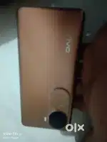 Vivo v40e 16 / 256 ram rom