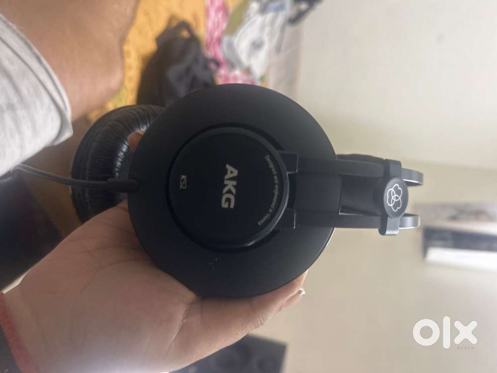 Akg k56 back closed heaphones