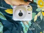 Instant photo camera