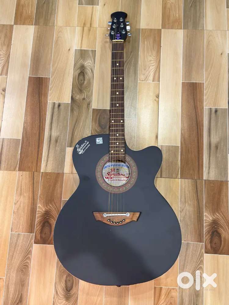 Guitar new with bag