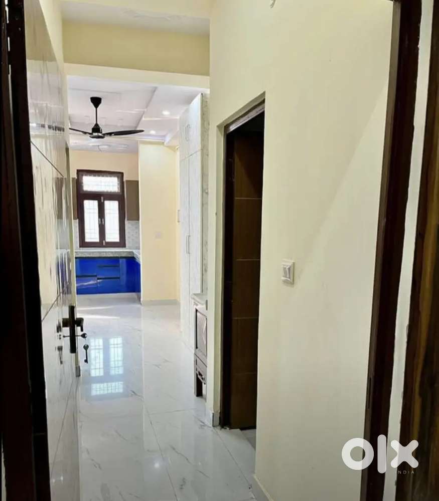 Good flat near quarshi chauraha