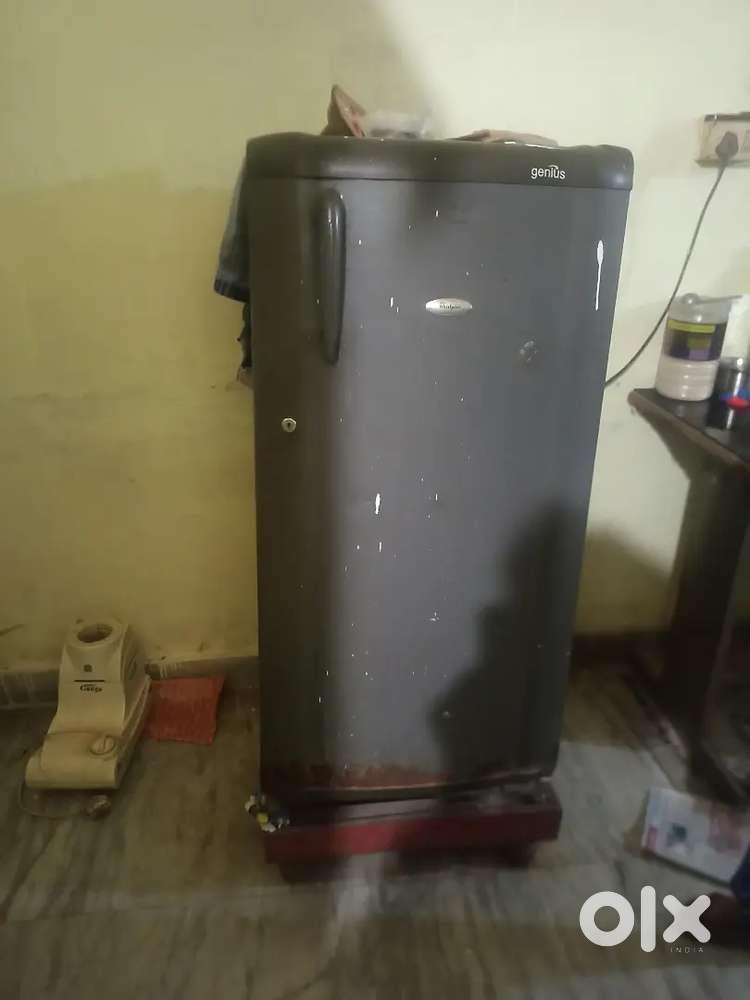 Fridge bechna hai Whirlpool