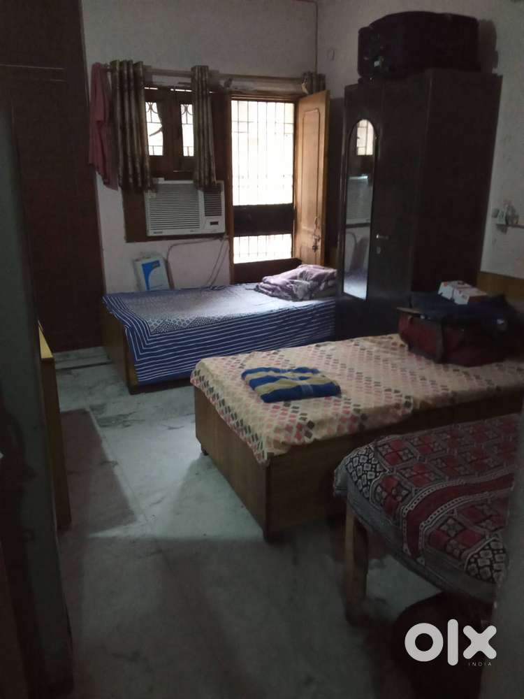 BOY'S PG ACCOMODATION