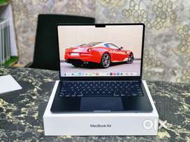 M2 Chip (With Box) 8GB Ram 512GB SSD 13Inch Display Apple Macbook Air