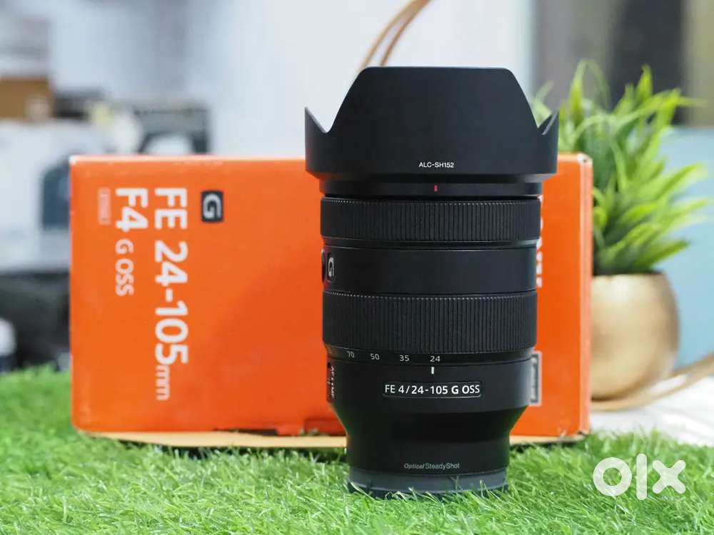 Sony FE 24-105 mm f4 OSS e-mount lense ( 2 months old)