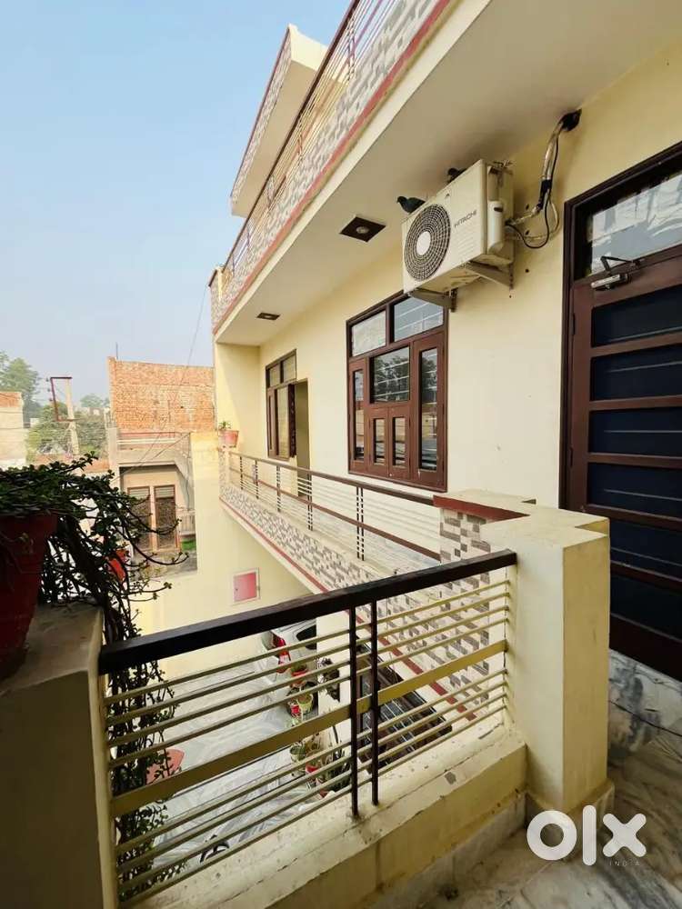 2 BHK 2st Floor For Rent