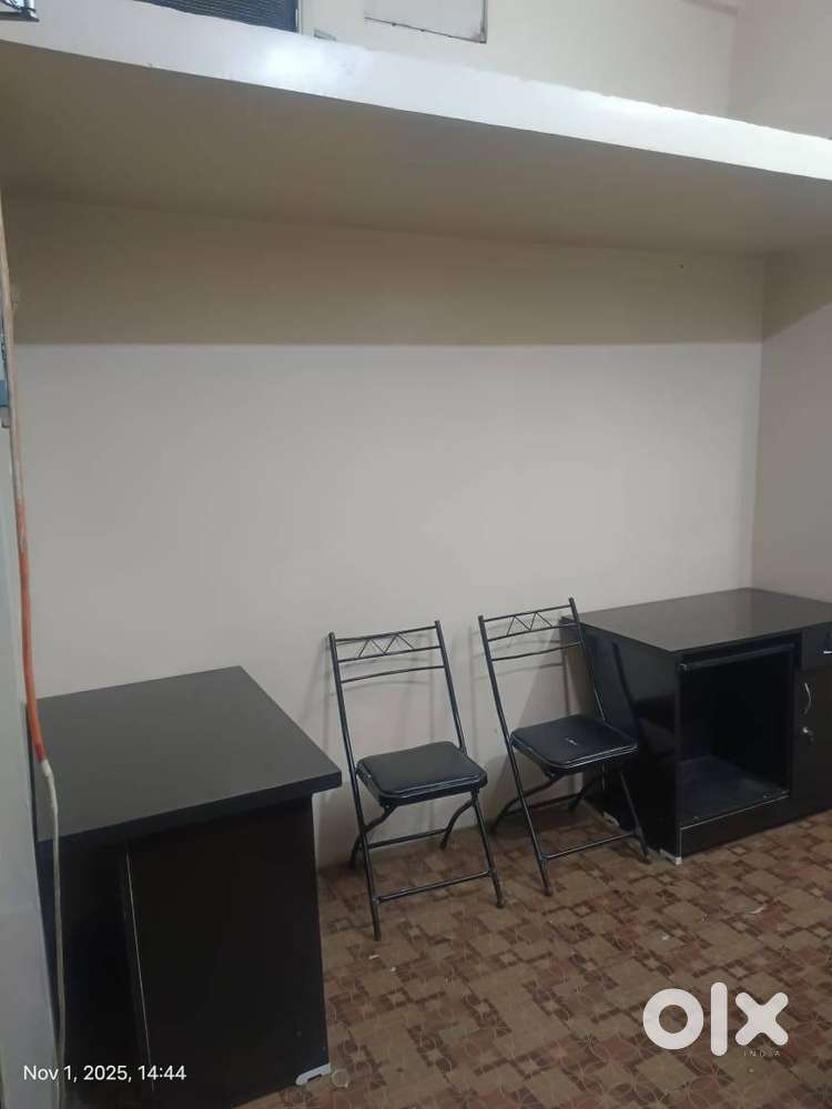 office rent Furnished agresan chowk gandhibagh