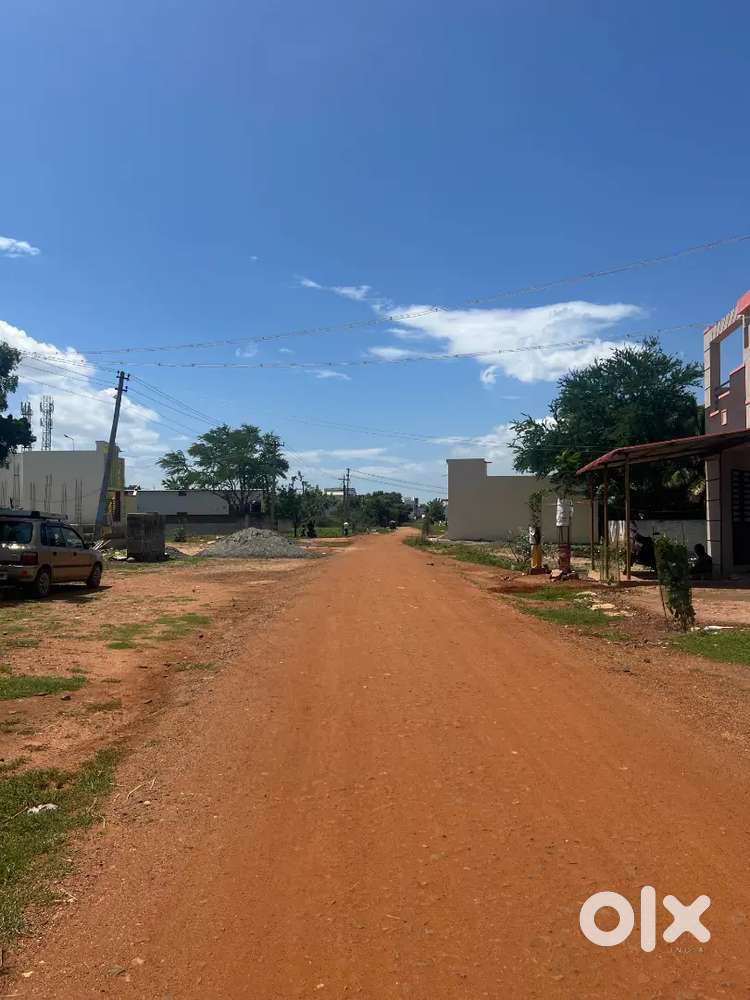 Land for sale near Karuppayurani