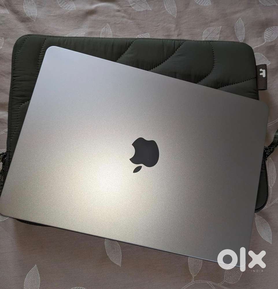 Macbook air m4 unboxed with iplanet bill