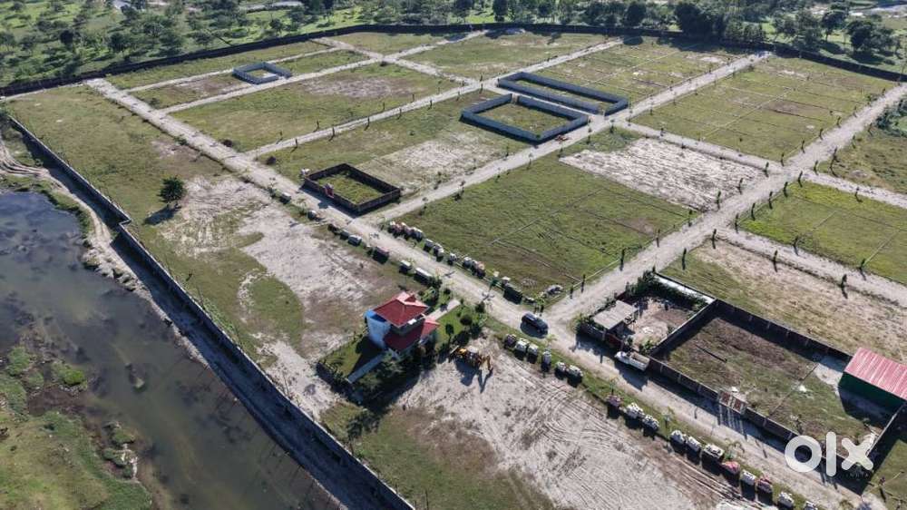 Plots Surrounded by Greenery & Modern Comfort Mayur Vihar Near Airport