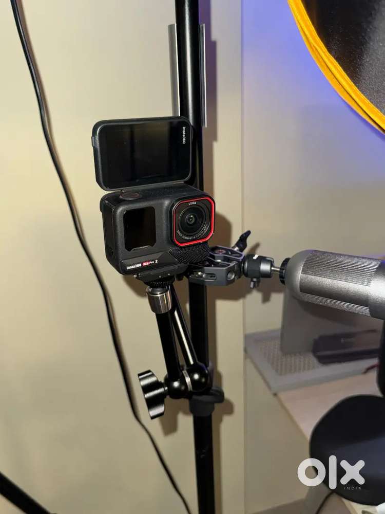Insta 360 ace pro 2