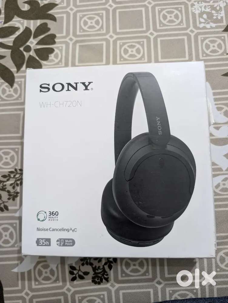 Sony Headphones CH-720N