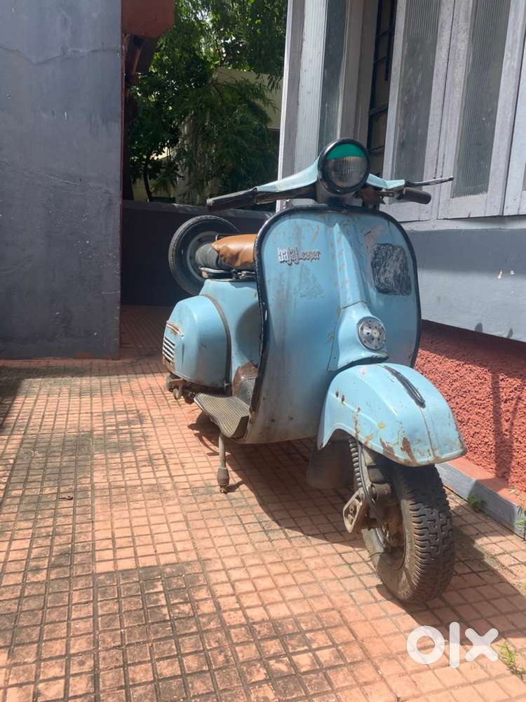 Vintage bajaj chetak