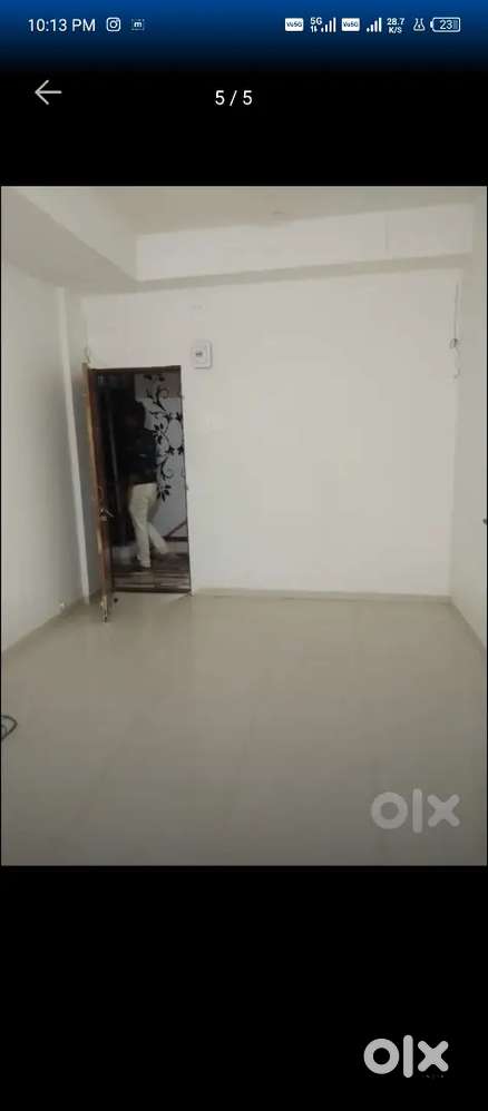1 Room on rent for office or leaving purpose