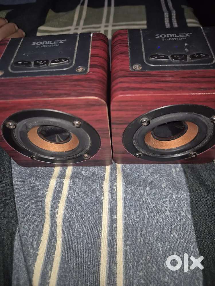 Solinex wooden  bluetooth speaker