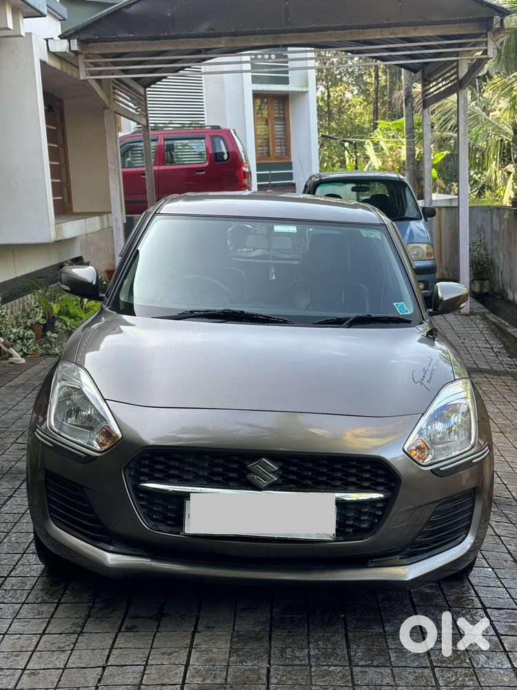 Maruti Suzuki Swift VXi + Manual, 2021, Petrol