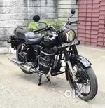 Royal Enfield Bullet Electra-350cc Bs-6 ABS bike.