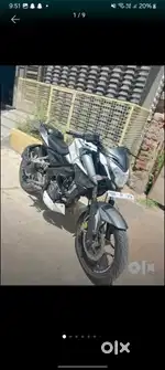 Bajaj ns200 bs4