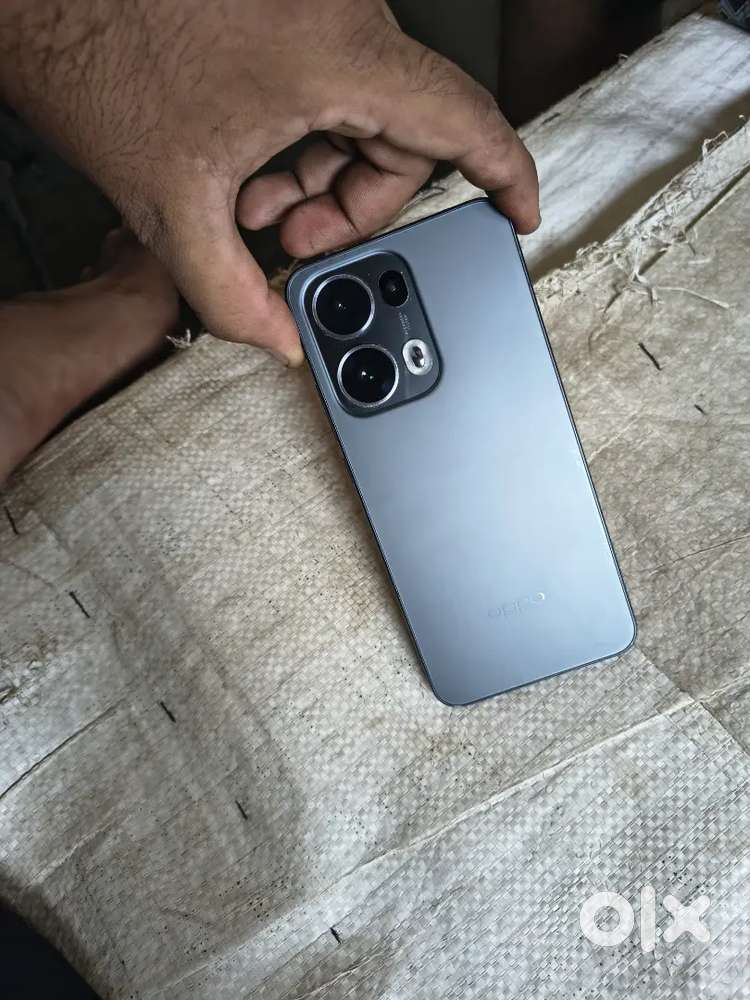 OPPO reno 13 pro