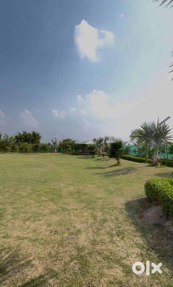 Farm House Land 1210 Gaz rate 9500/- sqyd FBD Near manjhwali highway