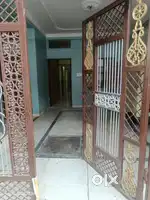 I want a girls Room partners urgently