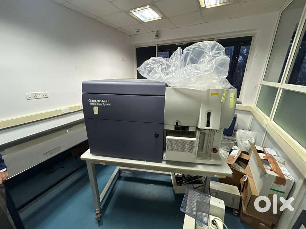 BD FACSAria II  Becton, Dickinson bdbiosciences