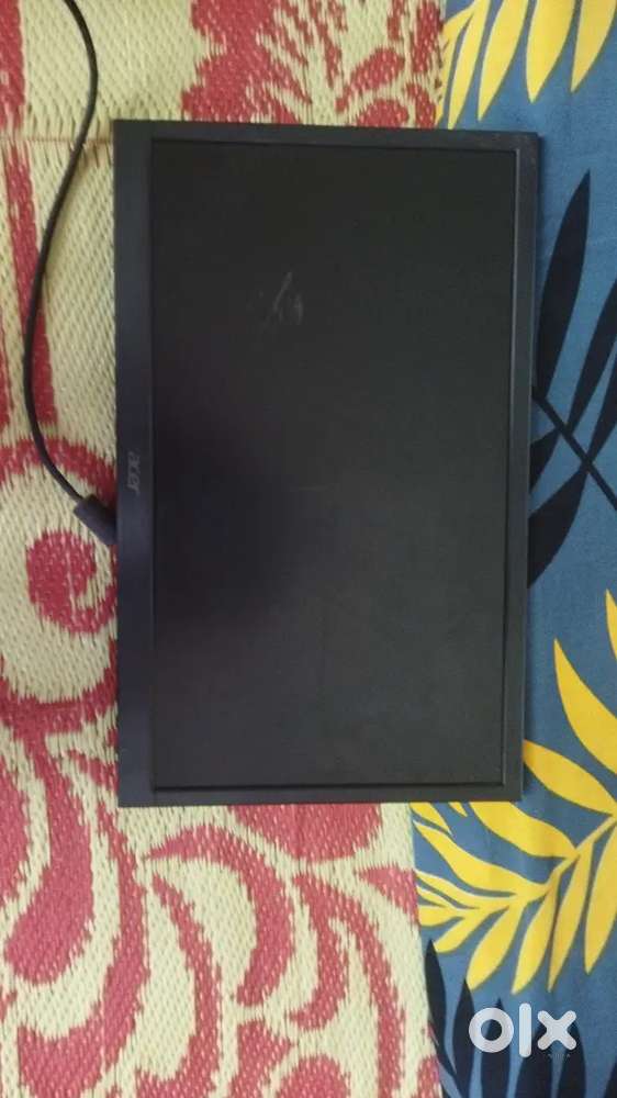 Acer- (Monitor)