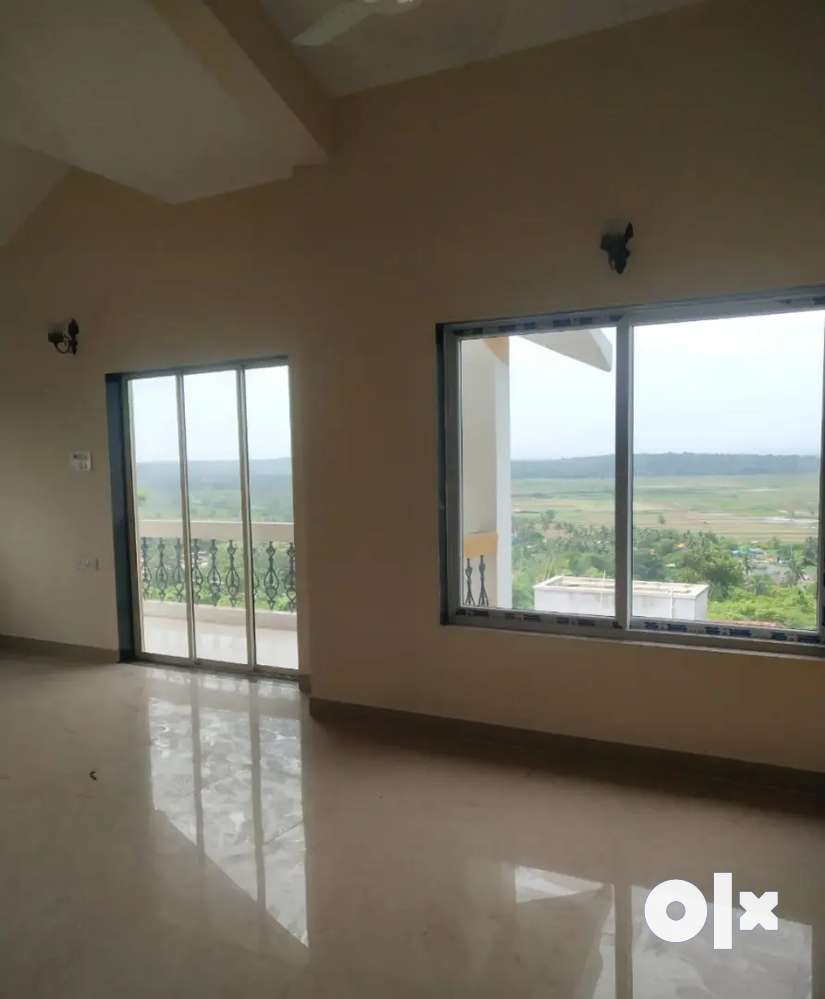 3bhk spacious unfurnished penthouse apartment having view