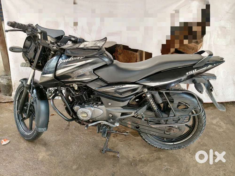 Pulsar 150