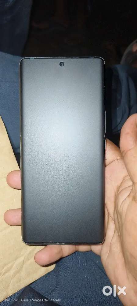 Vivo V40 Android