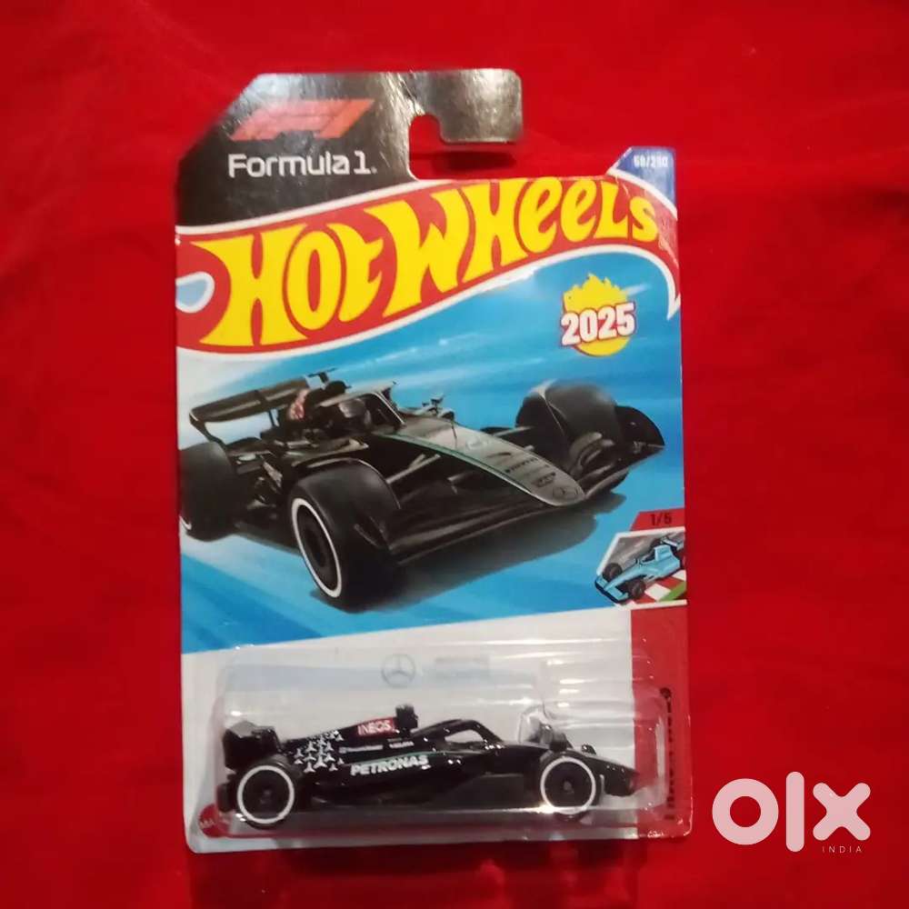 Hot wheels [(rare) Marcedes AMG petronas Formula one]