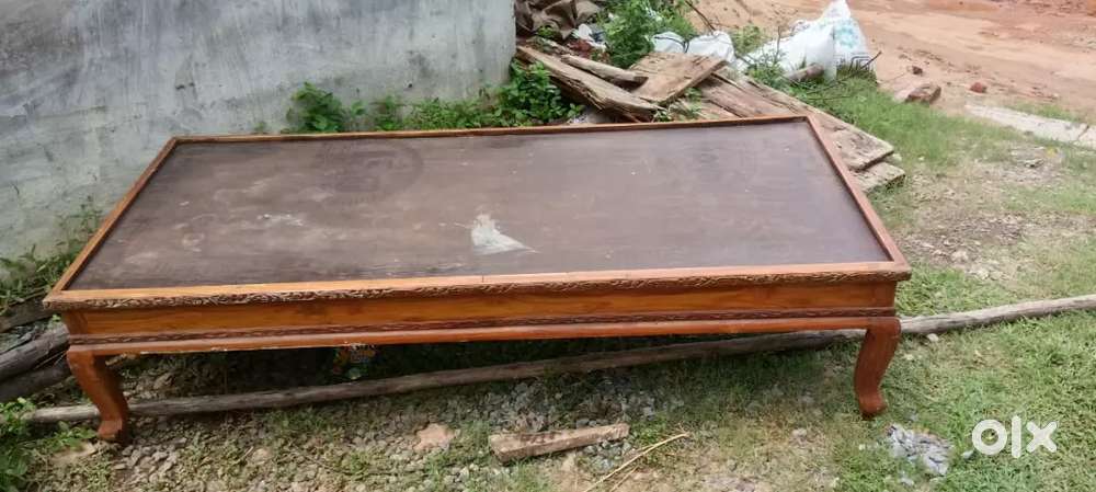 Dhivana kat (take wood)